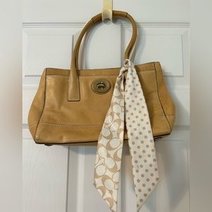 Vintage Coach Yellow Handbag - J0793-11553